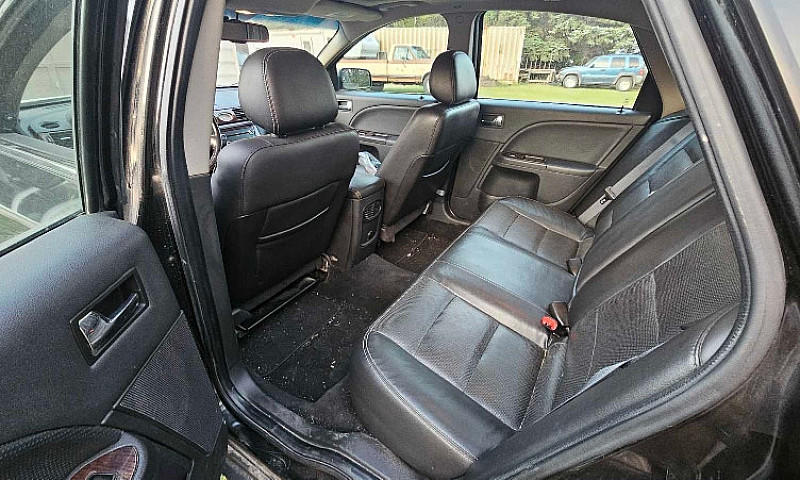 Ford Taurus Limited ...