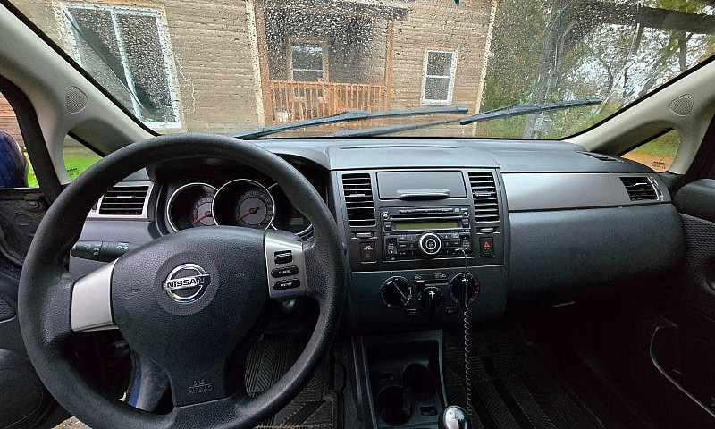 Nissan Versa 2009, M...