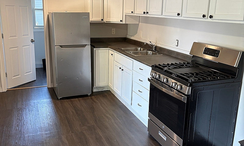 2 Bedroom, 1 Bath Ho...