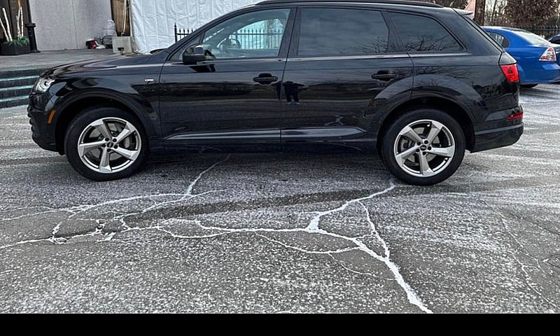 Audi Q7 2019...