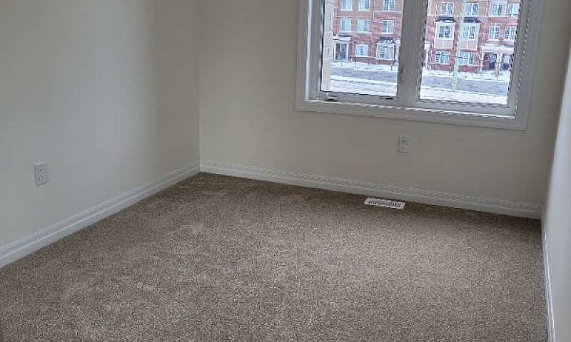 New Modern 3 Bedroom...