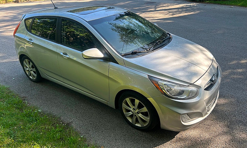 Hyundai Accent 128 8...