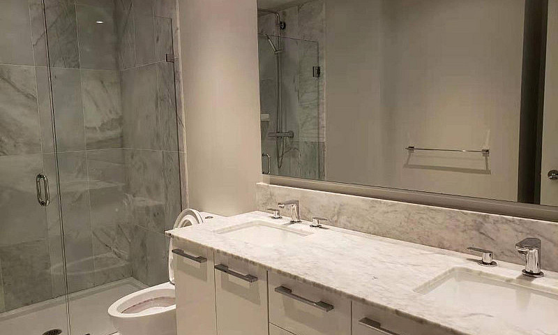 Large 2 Bedroom 2 Ba...