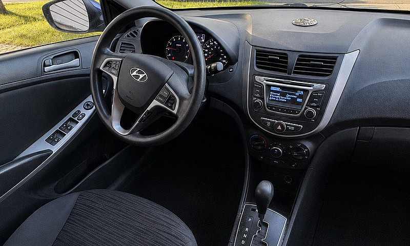 2017 Hyundai Accent...
