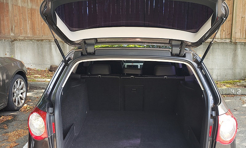 2008 Volkswagen Pass...