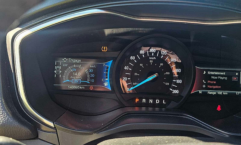 2020 Ford Fusion Tit...