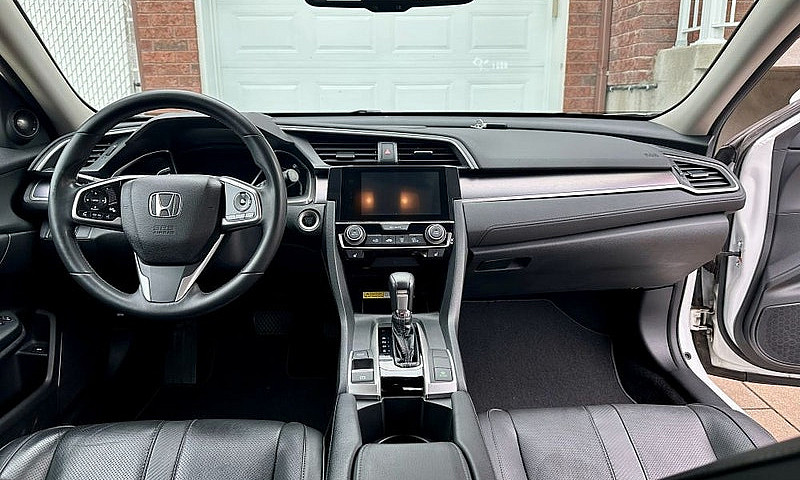 Honda Civic Touring ...