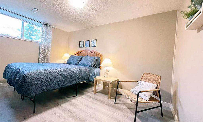 2 Bed Basement Sw...