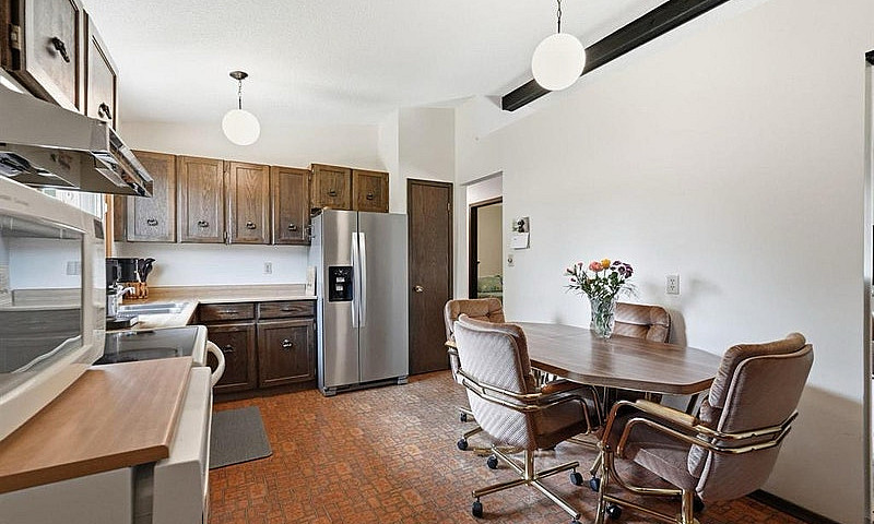  3 Bedroom 2 Bath Bu...