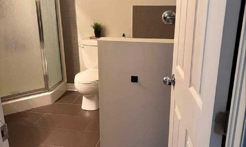 Rare Barrhaven 2 Bed...