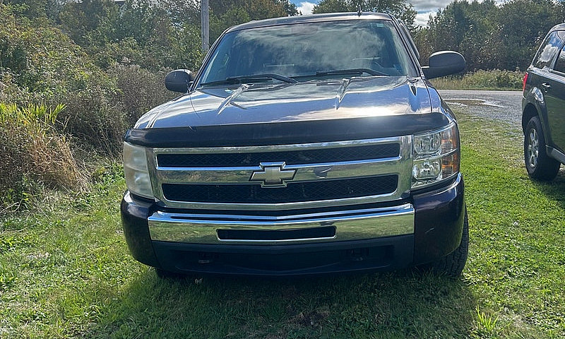 2009 Chevy Silverado...