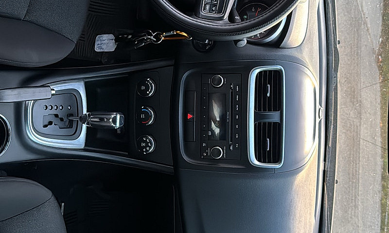 Dodge Avenger 2011...