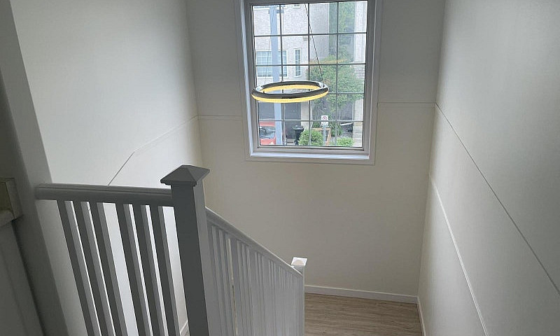 Duplex Townhome For ...