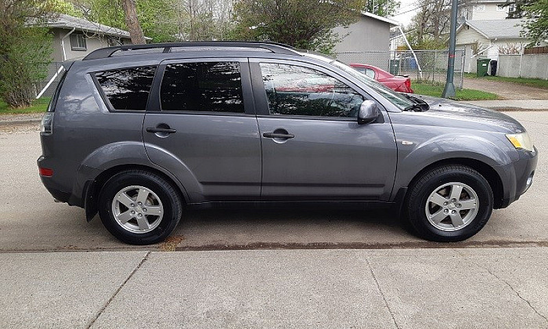 2007 Mitsubishi Outl...