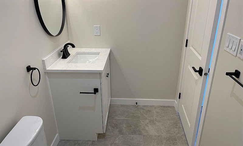 Beautiful 2 Bedroom ...