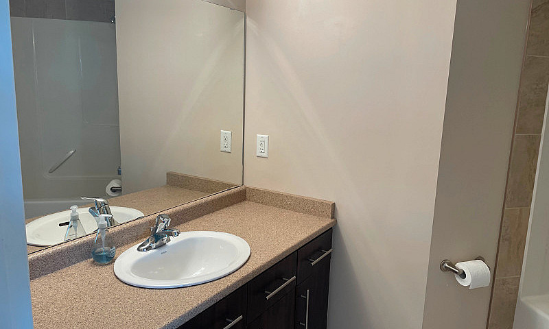 1085 Sq. Ft. 2 Bed 2...