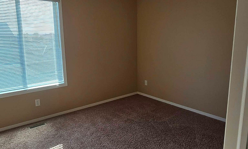 Spacious Willowgrove...
