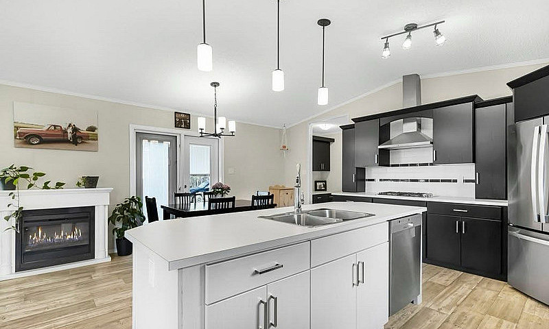 Custom 2023 Home On ...
