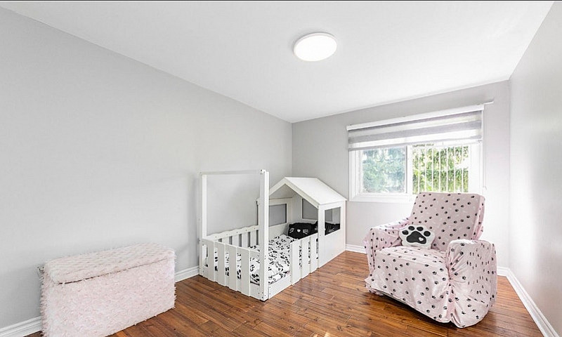 3 Bedroom Town House...