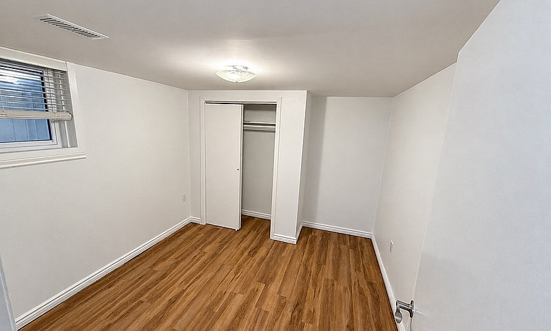 Updated 1-Bedroom Ba...