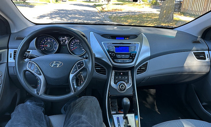 2013 Hyundai Elantra...