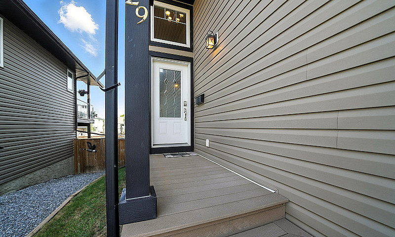 29 Portway Close, Bl...