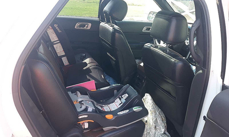 2011 Ford Explorer A...