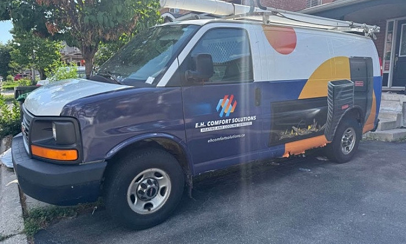 Gmc Savana Cargo Van...