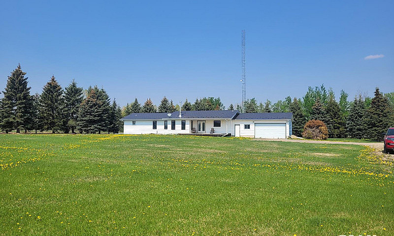 9.79 +/- Acres W/Hom...
