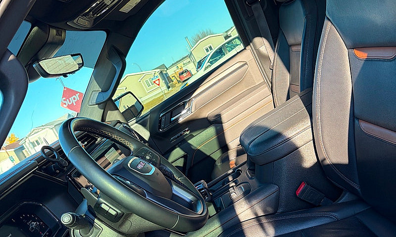 2025 Gmc Sierra 1500...