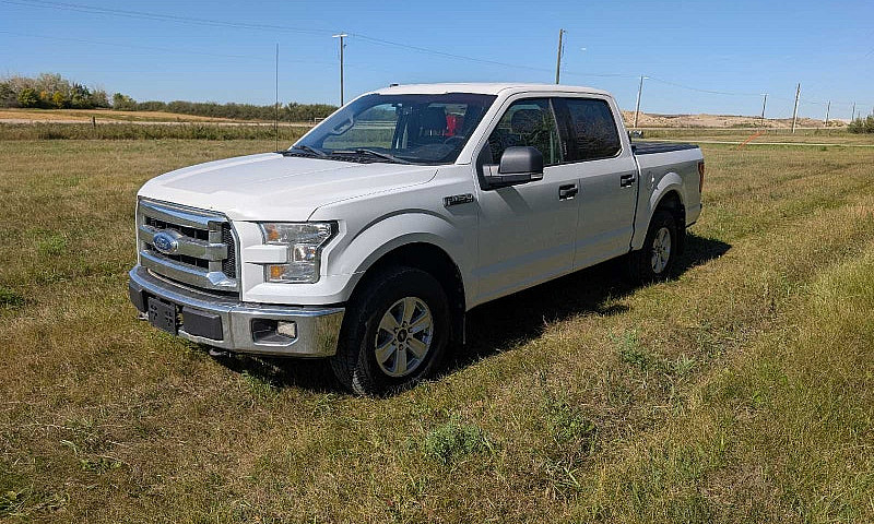 2017 Ford F150 Xlt 5...