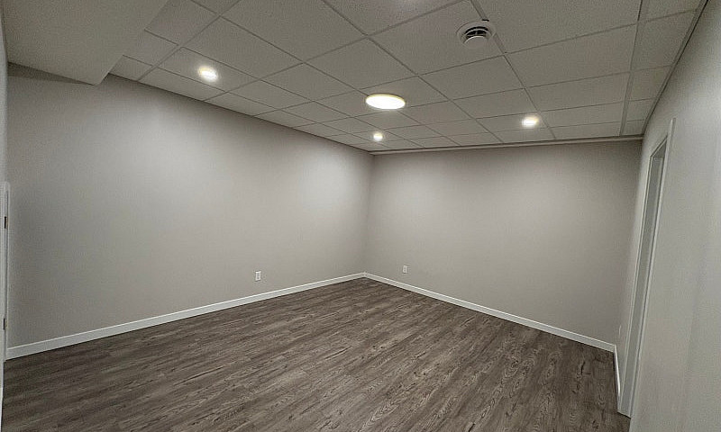 2 Bedroom Basement F...