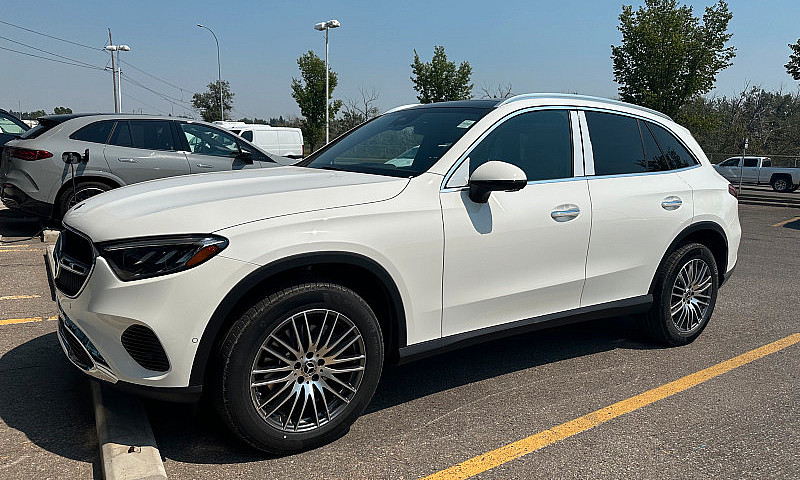 Rare 2024 Mercedes G...