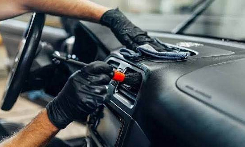 Car Detailing Specia...