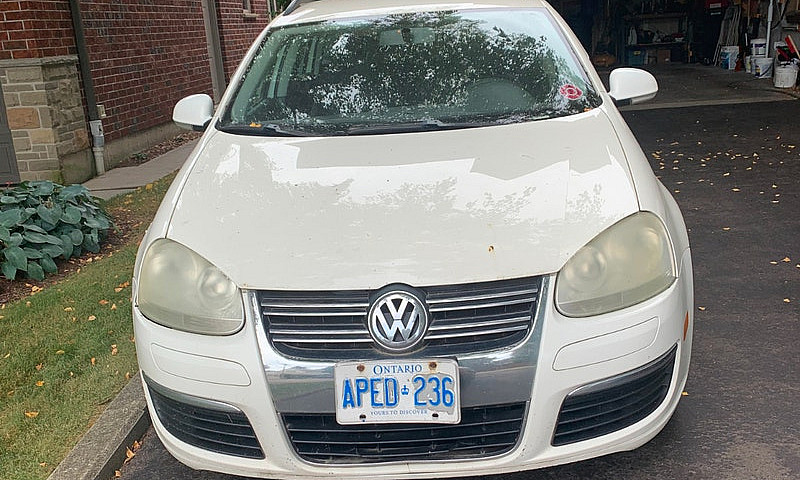 2009 Volkswagen Jett...