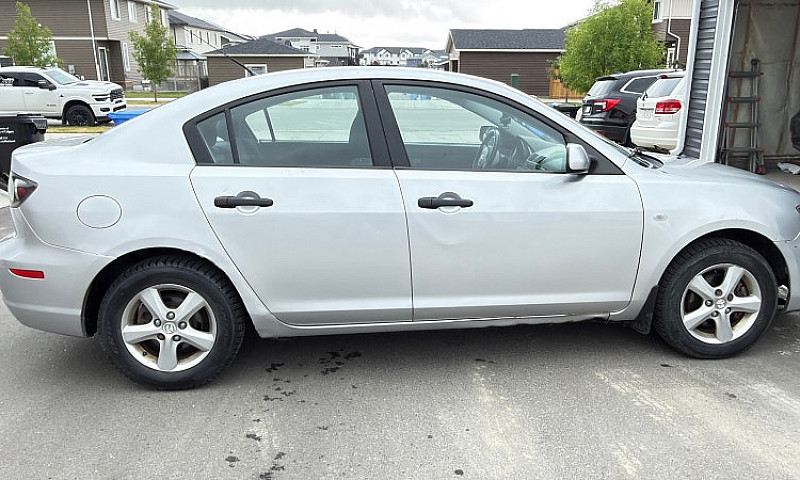 Mazda 3 Sedan - 2009...