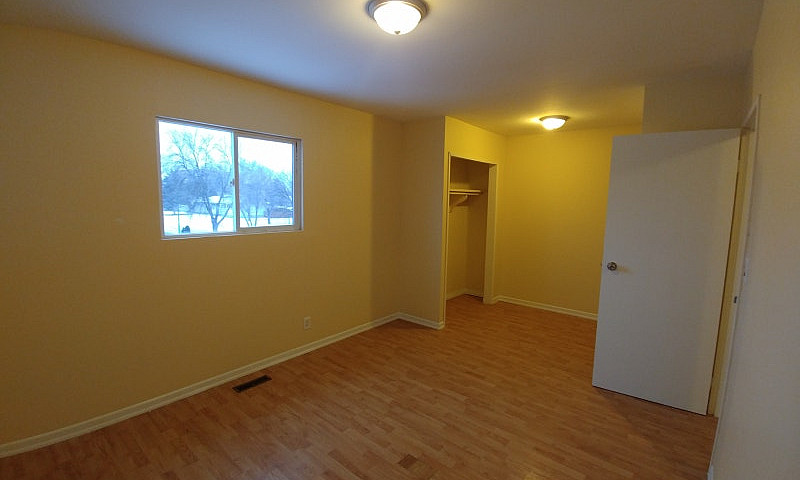 Side-By-Side House |...