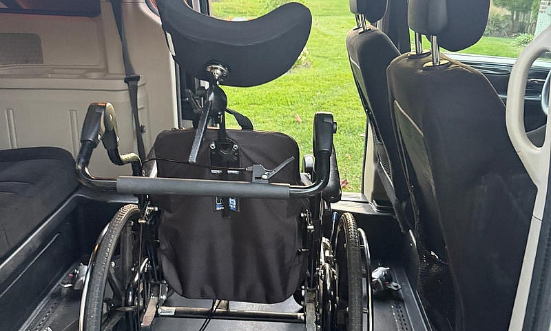 2015 Wheelchair-Acce...
