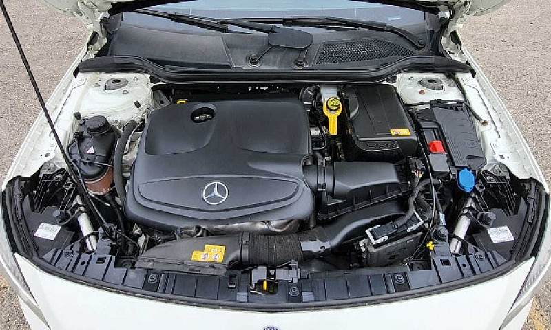 2015 Mercedes Gla 25...