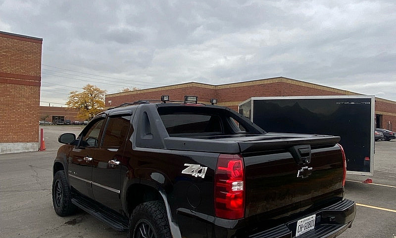 2009 Chevrolet Avala...