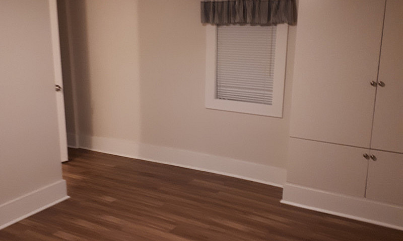 Renovated 2Br Duplex...