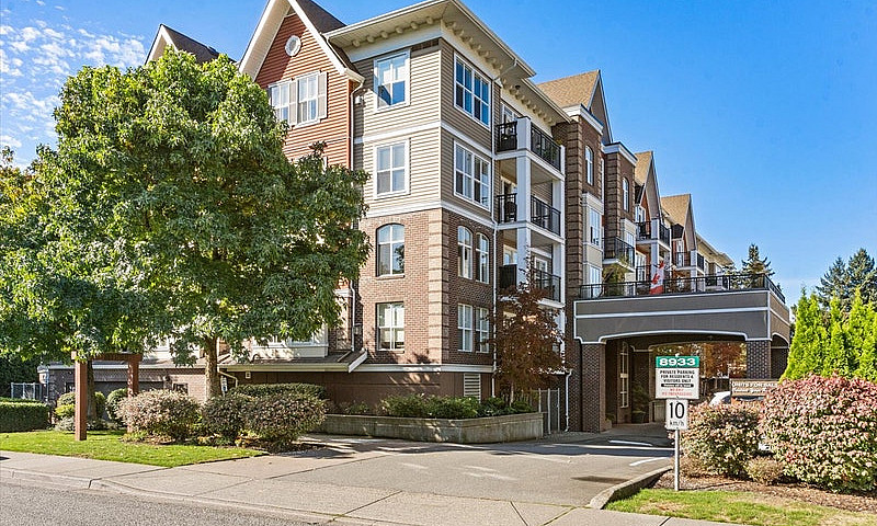 2 Bed, 2 Bath Condo ...