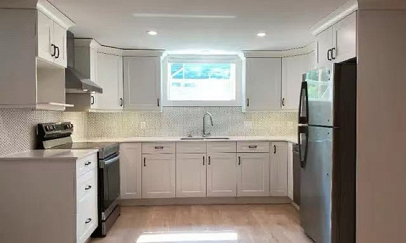  Brand New 1 Bedroom...