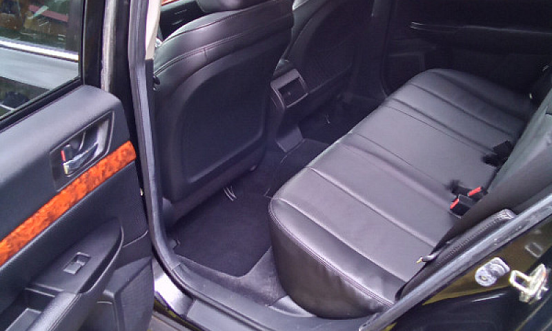 2011 Subaru Outback ...