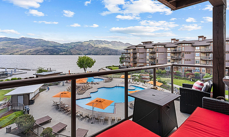 Fully Updated Lake V...