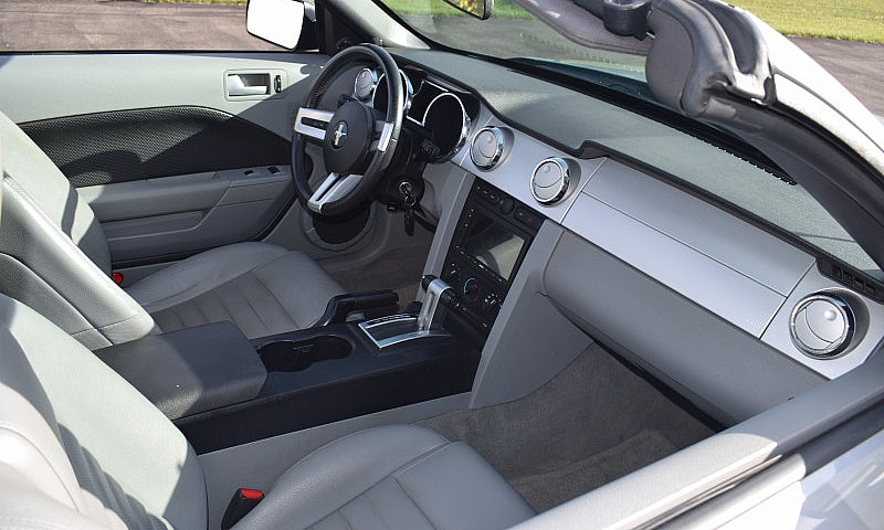 2006 Mustang Gt Conv...