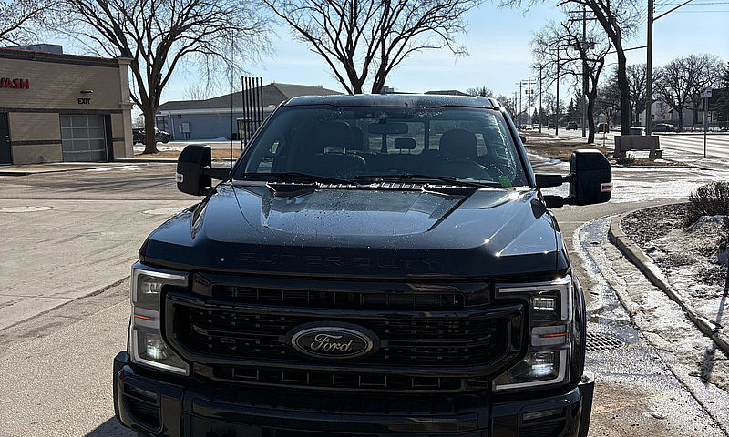 2021 Ford Lariat Tre...