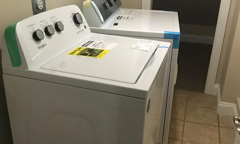 2 Bedroom Basement S...
