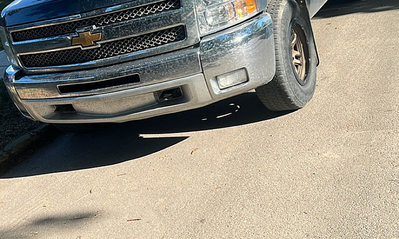2013 Chevy Silverado...