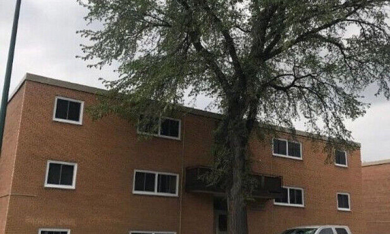 One Bedroom 500 Talb...